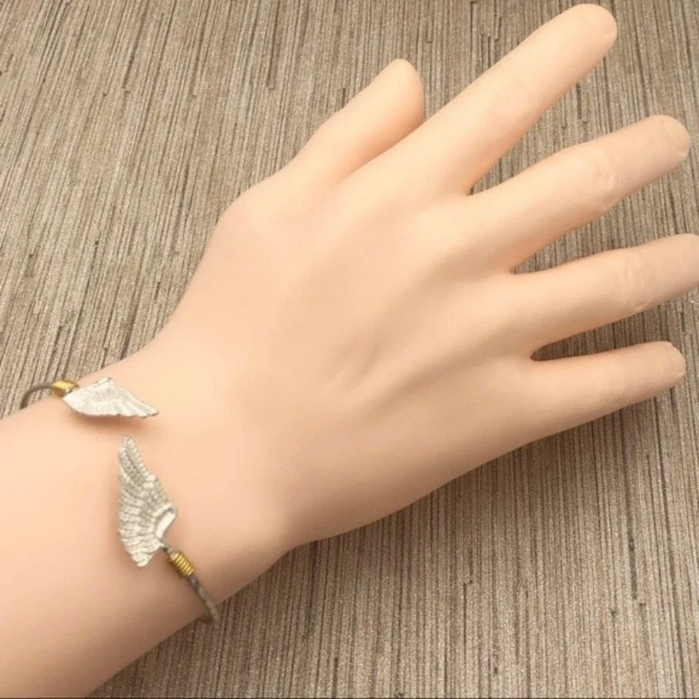 🌼 2-Tone Artesian Style Angel Wings Metal Cuff Bracelet